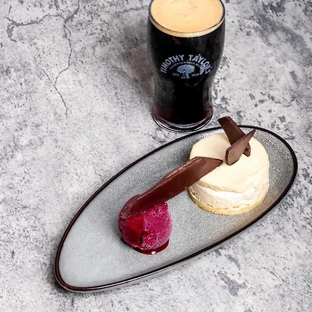 The Woolly Sheep אורחן סקיפטון