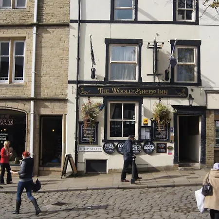 The Woolly Sheep Мини-отель 4*