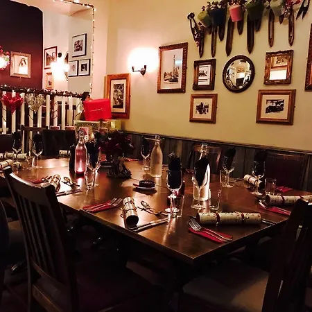 Мини-отель The Woolly Sheep Скиптон